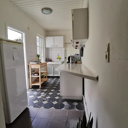 Private Near Gravensteen בית אירוח גנט