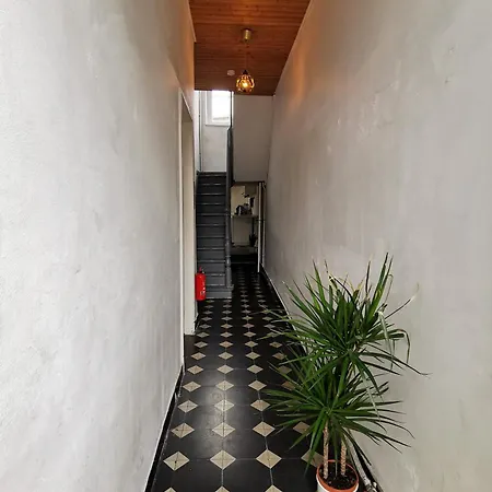 Private Near Gravensteen * Ghent